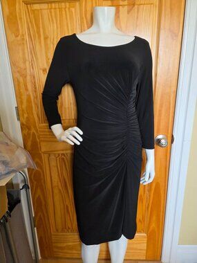 Carmen Marc Valvo Black Size Medium Dress